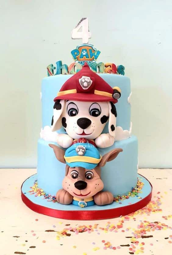 مدل کیک تولد پسرانه دو طبقه با تم کارتون سگ  