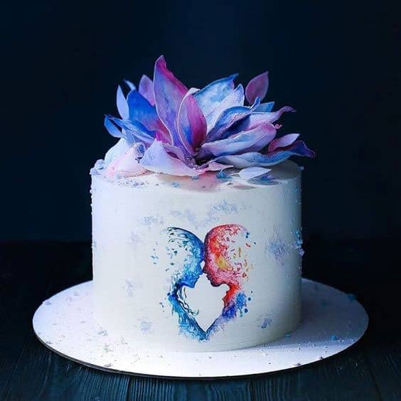 مدل کیک تولد دونفره عاشقانه با تزیین گل ویفر پیپر