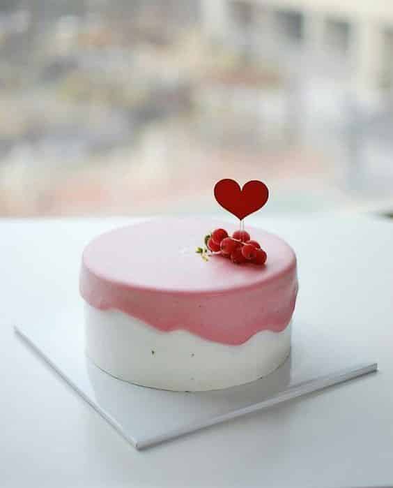 مدل کیک تولد دونفره ساده عاشقانه