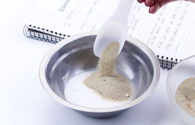 آزمایشی برای جداسازی مخلوط ماسه و نمک
