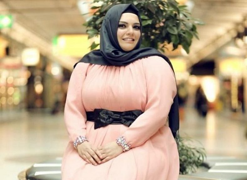 مانتو مجلسی برای افراد چاق