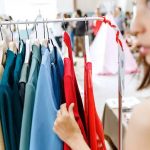 بازنویسی حکایت دزدی پیراهنی را دزدید