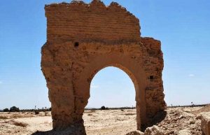 معنی گنج حکمت دیوار عدل فارسی دهم