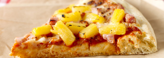پیتزا هاوایی با آناناس و ژامبون