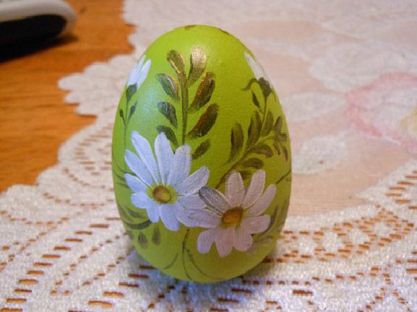 تزیین تخم مرغ ساده و گلدار برای هفت سین با گواش و رنگ روغن