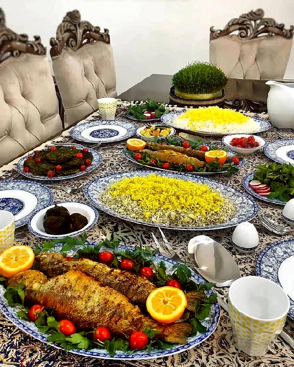 دیزابن دیس سبزی پلو با ماهی درسته