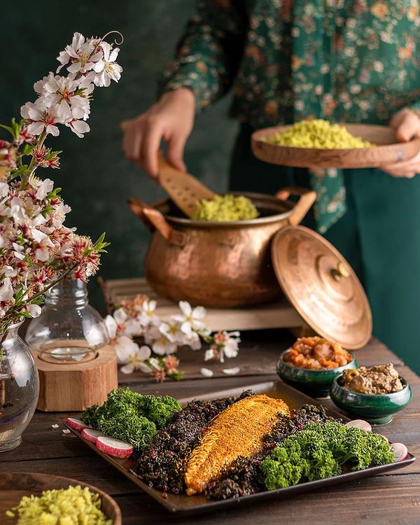 تزیین سبزی پلو با ماهی مجلسی و خاص