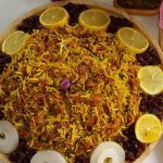 طرز تهیه پلو بندری با تن ماهی و گوشت ریش ریش