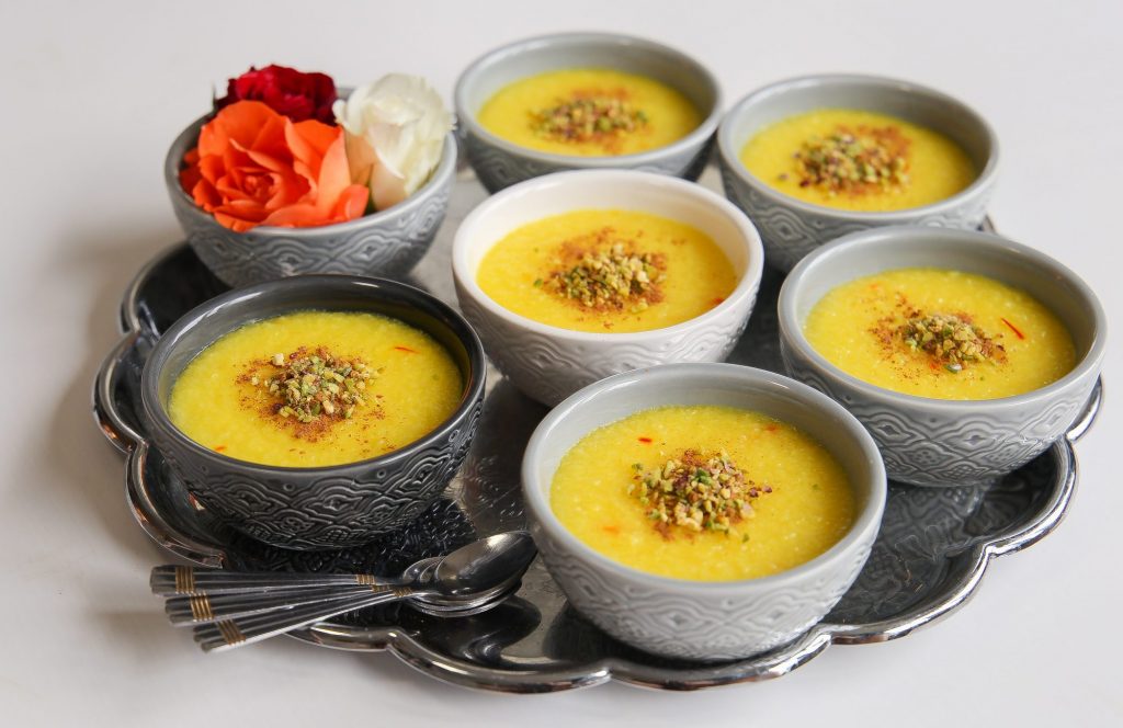 طرز تهیه شله زرد فوری برای دو نفر