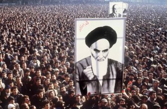 گزارش کوتاه درباره پیروزی انقلاب اسلامی ایران