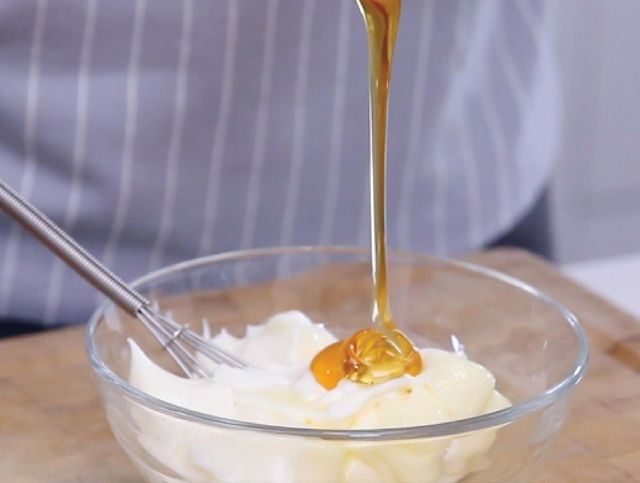 ماسک مو برای موهای خشک و رنگ شده