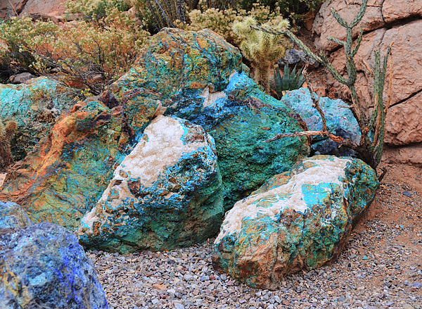 تصاویر سنگ فیروزه نیشابور خام