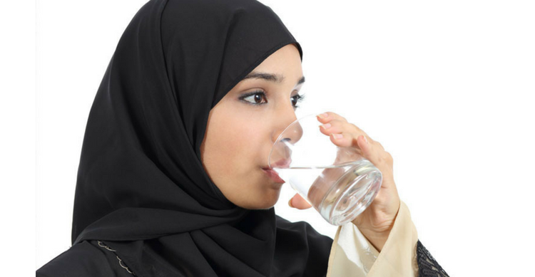 حکم آب خوردن روزه دار چیست