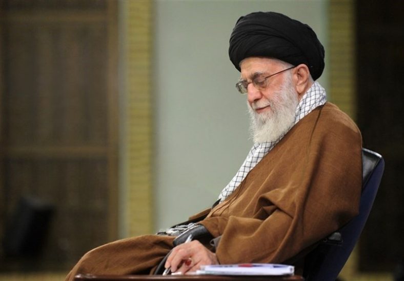 پیام رهبر انقلاب در روز ارتش