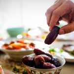 حکم خوردن سحری هنگام اذان صبح