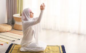 حکم لکه بینی در ماه رمضان