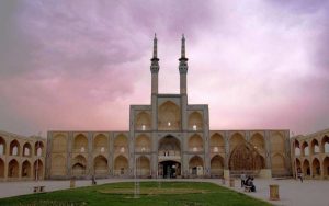اقامت در یزد