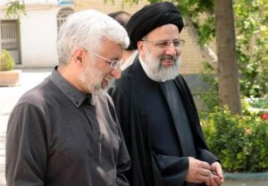 اصولگرایان دست به دعا برداشتند