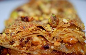 طرز تهیه باقلوا یزدی