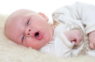 علل خس خس سینه نوزاد و روش های درمان آن