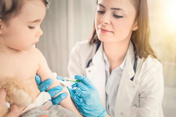 واکسن شش­ ماهگی چگونه به بدن ایمنی می‌­بخشد؟