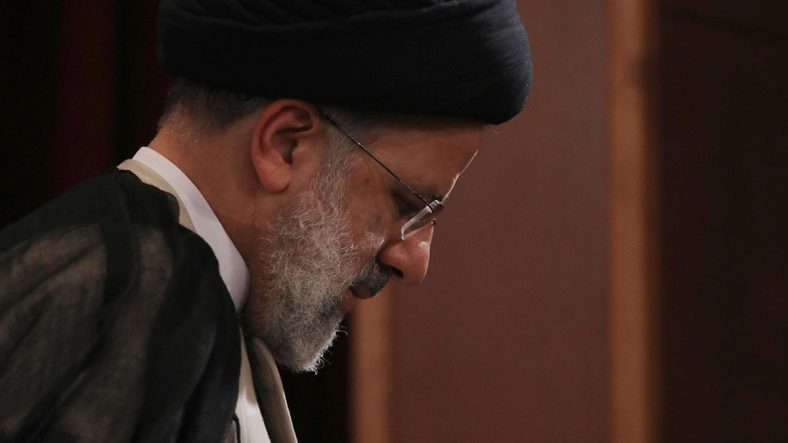 یک‌پنجم تا نیمی از کابینه رییسی در خطر رای عدم اعتماد؟