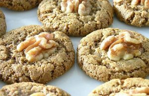 طرز تهیه شیرینی گردویی