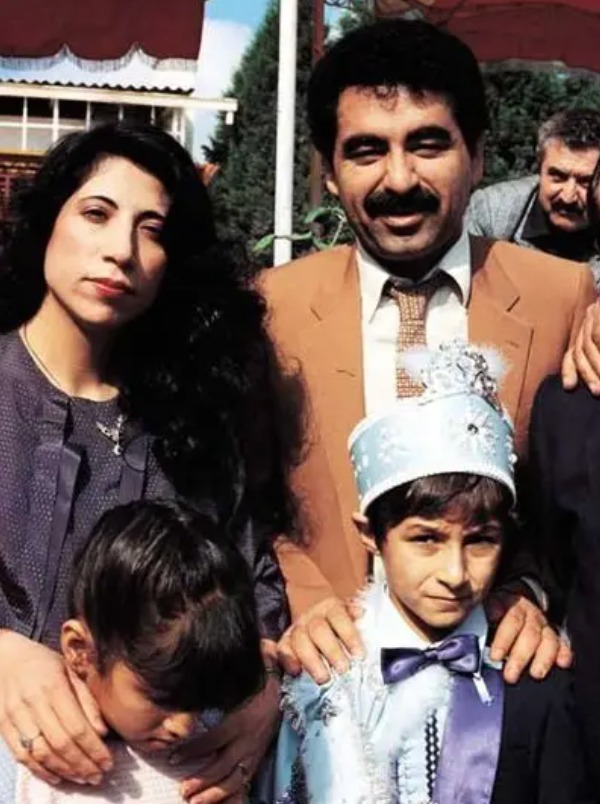 همسر اول ابراهیم تاتلیس