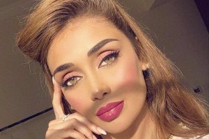 بیوگرافی الناز گلرخ