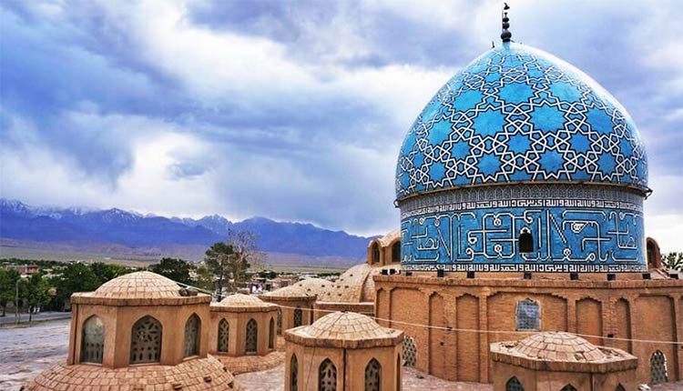 آرامگاه شاه نعمت الله ولی