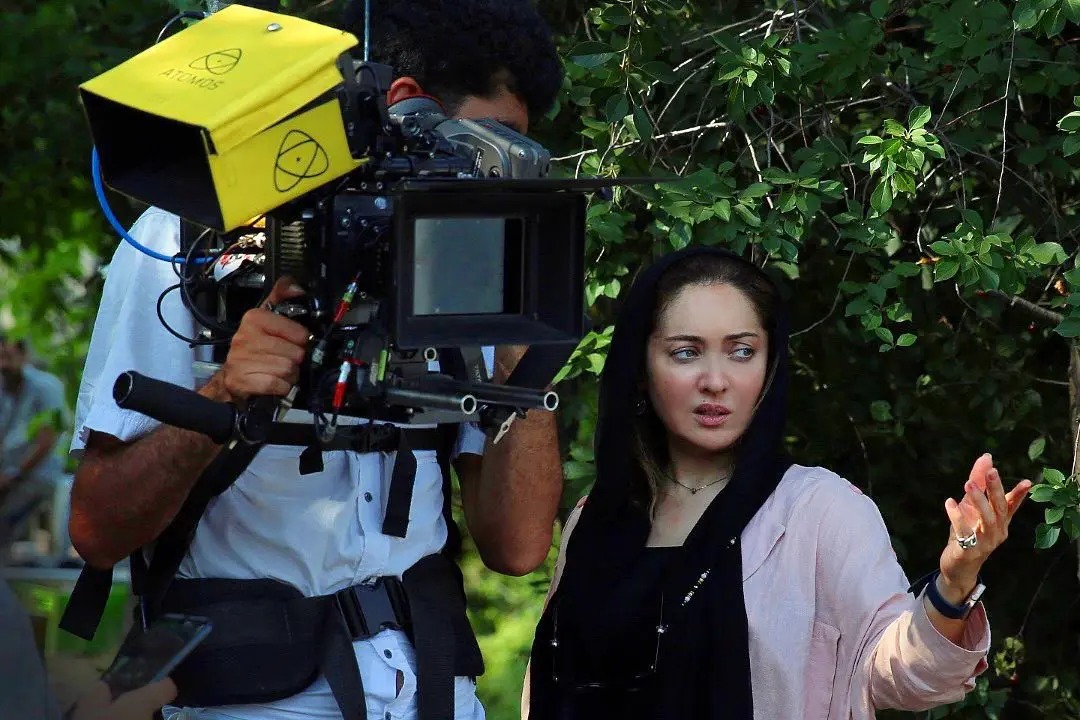 کارگردانی نیکی کریمی