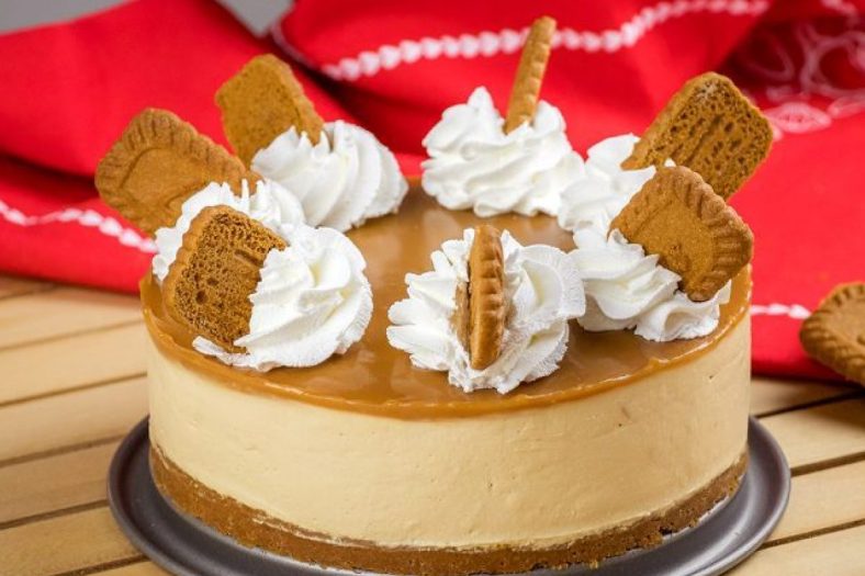 طرز تهیه چیز کیک لوتوس بدون فر بسیار خوشمزه