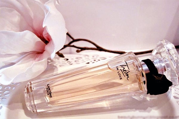 عطر اورجینال زنانه جذاب