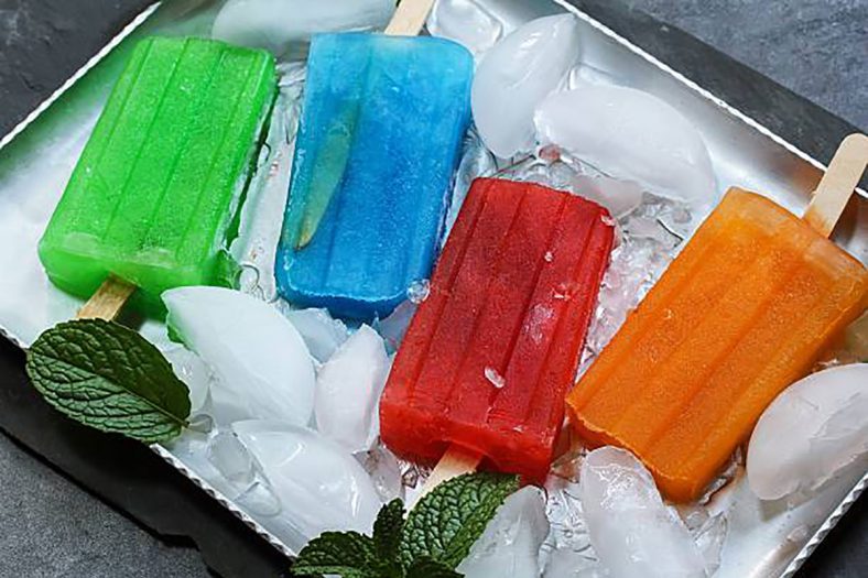 بستنی‌های میوه‌ای و یخی