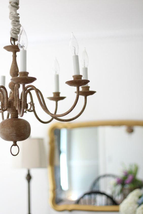 لوستر چوبی پذیرایی مدل کلاسیک