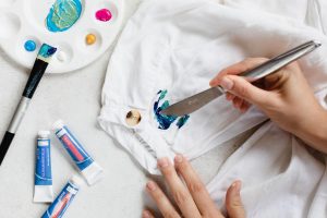 پاک کردن لکه رنگ از روی لباس