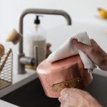 تمیز کردن ظروف مسی