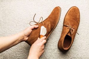 تمیز کردن کفش جیر