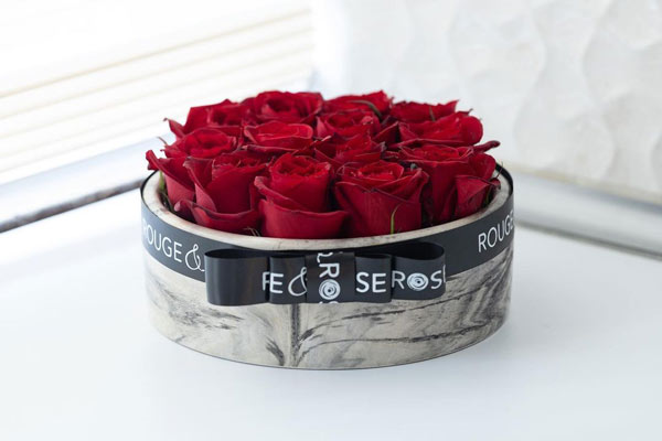 تزئین گل رز ولنتاین در باکس