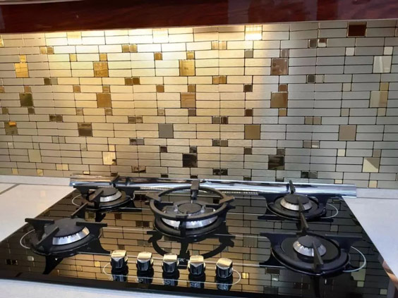 طرح خاص سفید طلایی کاشی آشپزخانه
