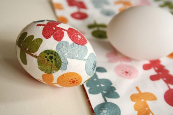 طرح ساده با گواش برای تخم مرغ رنگی