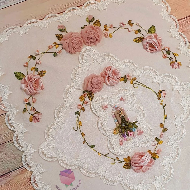 جانماز گلدوزی شده برای مهمان