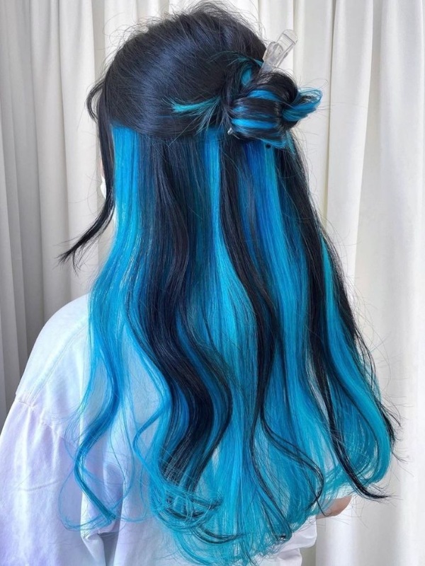 موی دو رنگ آبی فانتزی