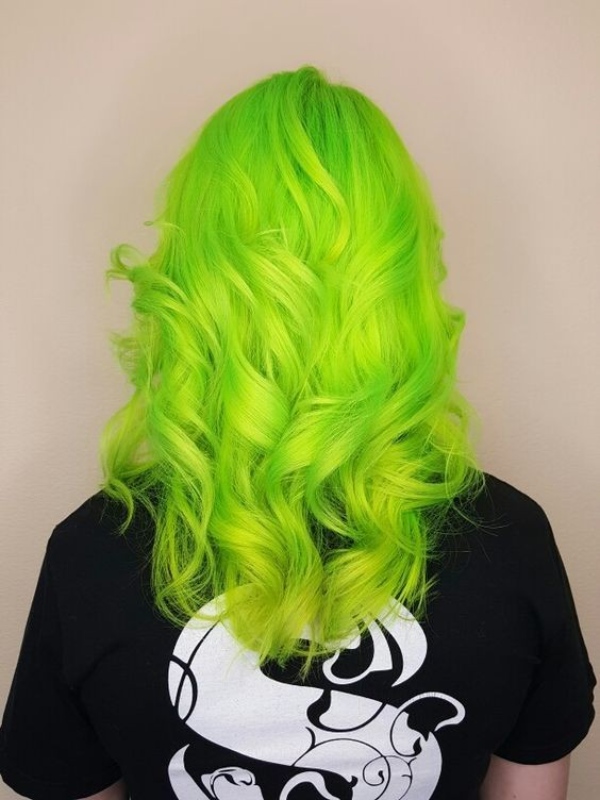 مدل جدید رنگ موی سبز فانتزی