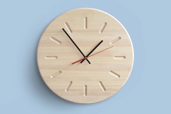مدل ساعت دیواری چوبی ساده