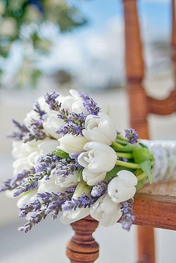دسته گل عروس با گل لاله