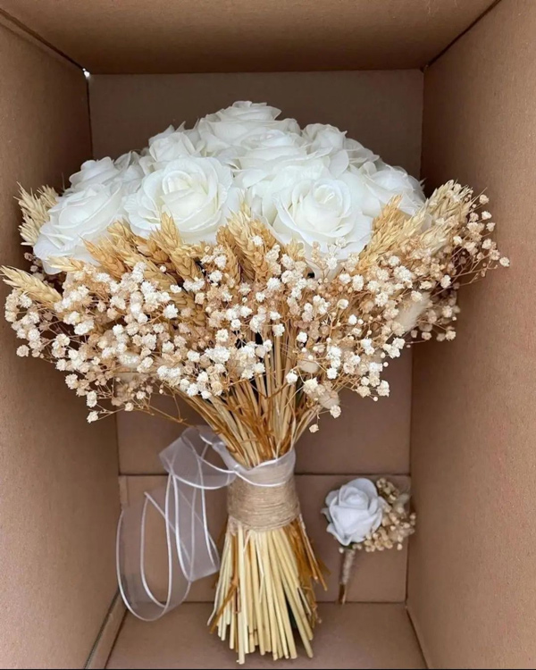 دسته گل سفید برای عروس