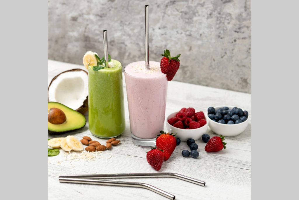 چگونه نی‌های باریک شیشه‌ای یا فلزی را تمیز کنیم؟ - ستاره