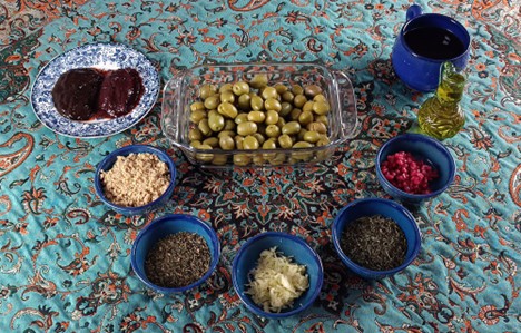 طرز تهیه زیتون پرورده گیلانی