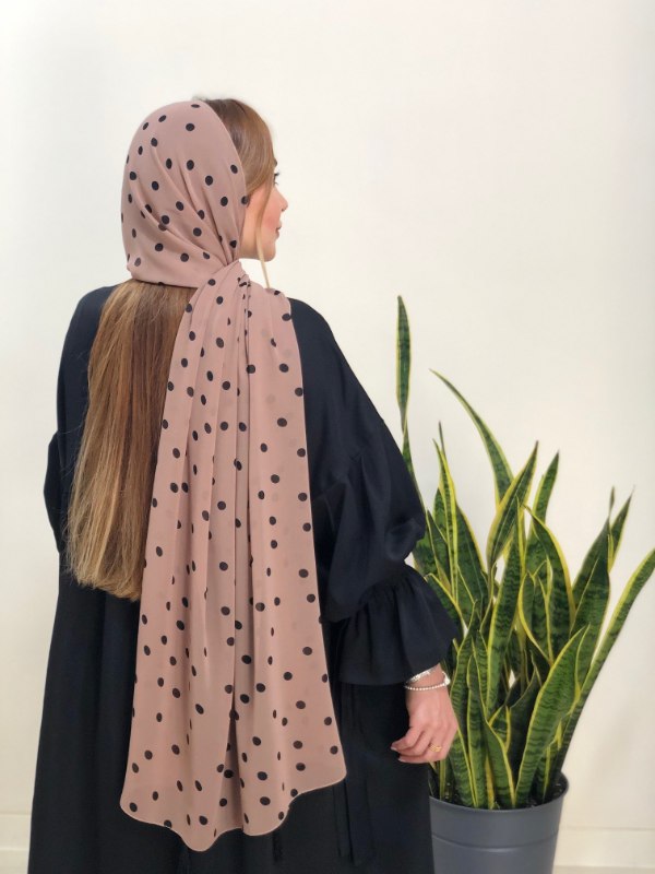 شال کالباسی بلند و خال خالی 